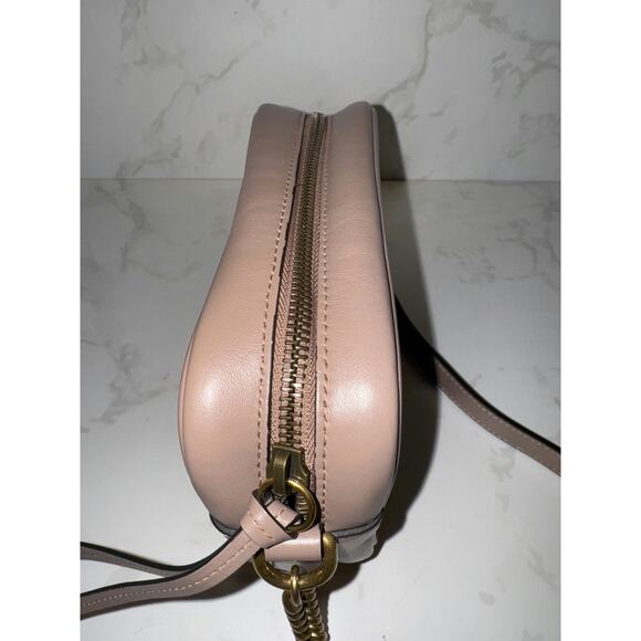 Gucci GG Marmont Mini Camera Bag in Taupe Leather - Excellent Condition - Picture 6 of 7